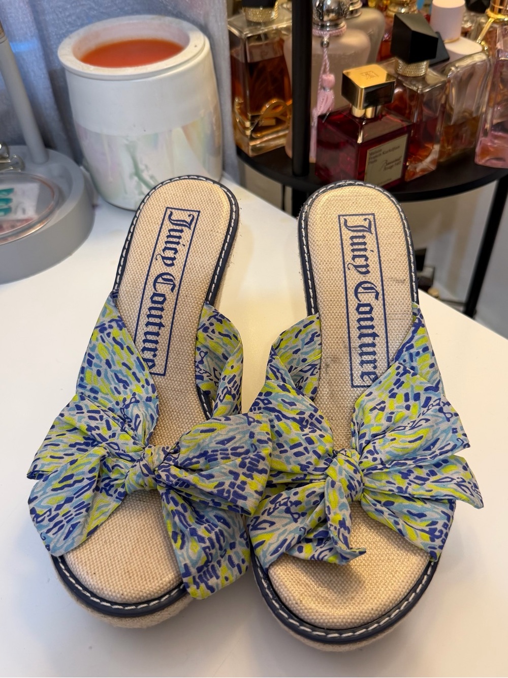 💚 Juicy Couture Y2K Bow Wedge Slides